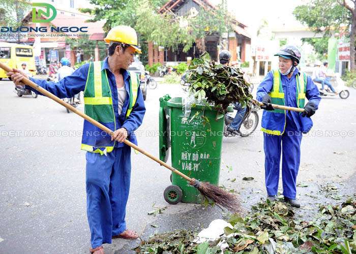 Đồng phục bảo hộ cho công nhân vệ sinh có ý nghĩa đặc biệt quan trọng.